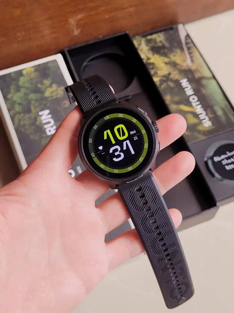 SUUNTO RUN ALL Black Garansi Resmi Preloved Like New Mulus Lengkap Ori