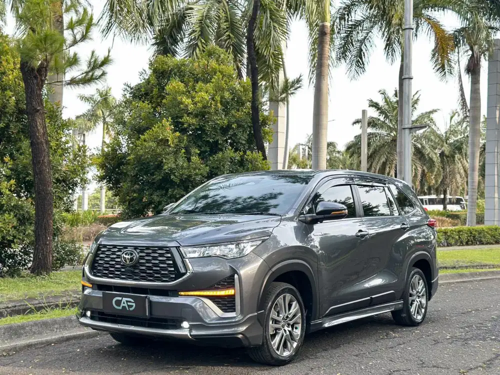 Toyota Innova Zenix Q TSS modelista Hybrid 2023