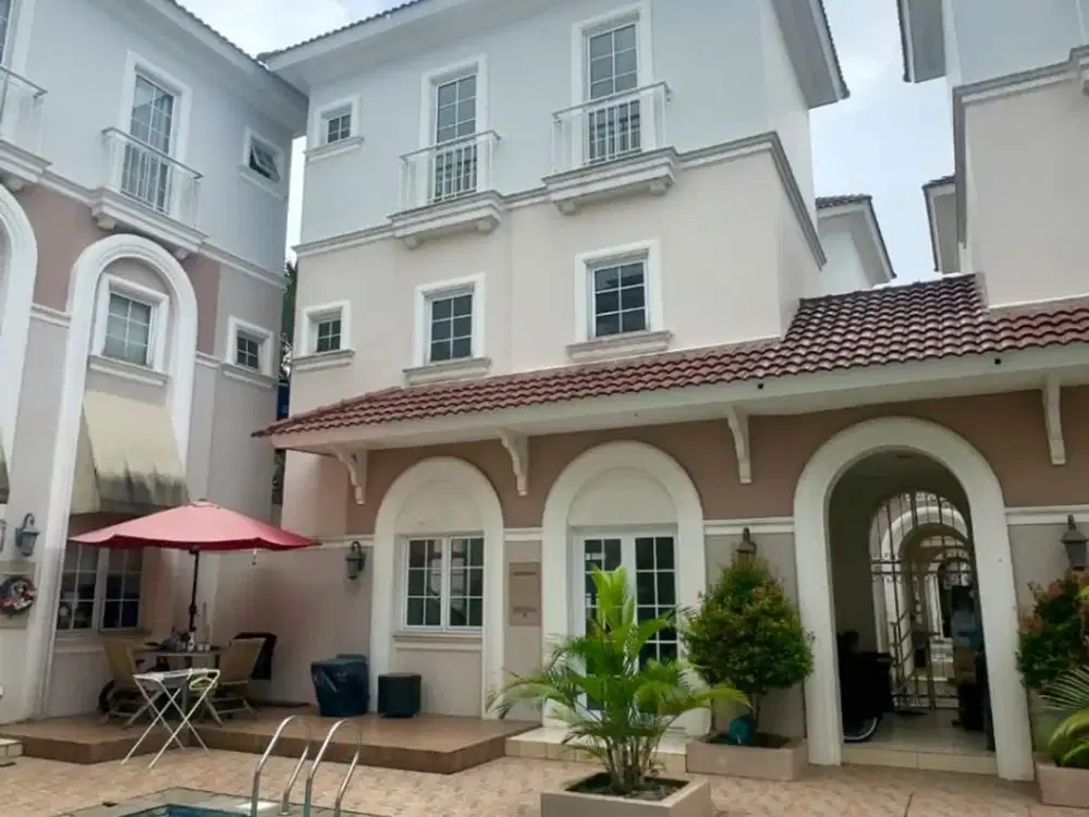 Dijual Rumah Bagus Siap Huni di BSD City