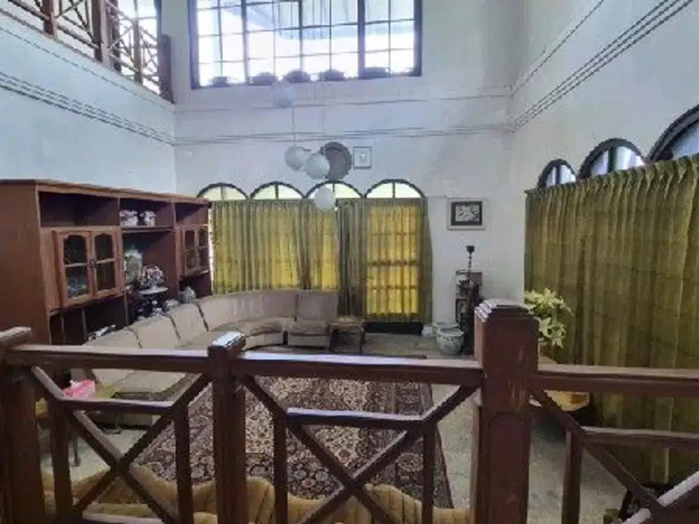 Rumah asri 1.200 m2 di Sayap Bukit Pakar Dago, konsep Natural dengan halaman luas Ref.05532