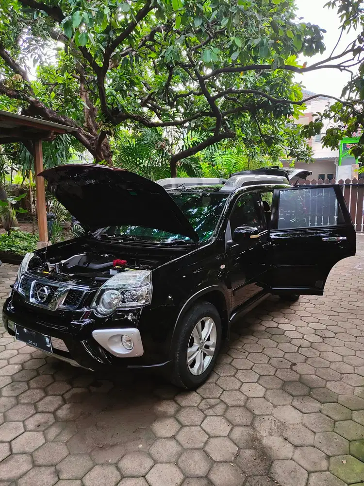 Nissan X-Trail 2012 Bensin