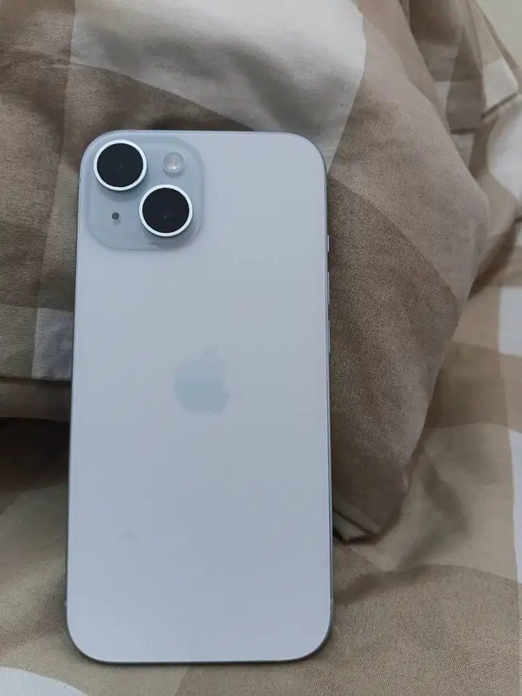 Iphone 15 128 Gb Warna Blue - Second