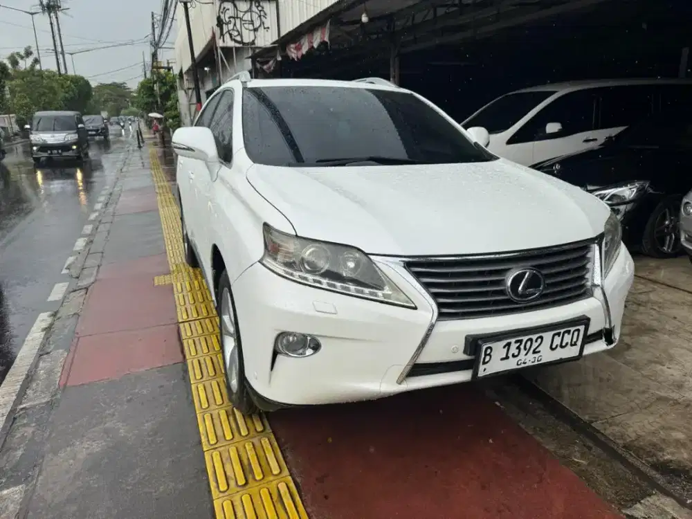 Lexus RX270 th 2011AT Siap pakai Pajak on