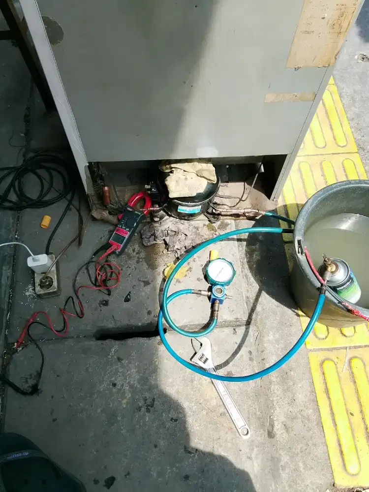 Service panggilan AC kulkas Cengkareng Jakarta Barat