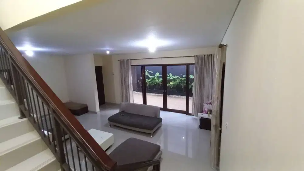 Dijual Rumah Canitik di Buah Batu Square Bandung