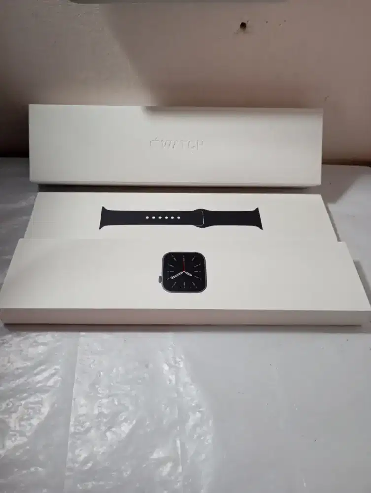 APPLE WATCH SERI 6 44MM BLACK SECOND LENGKAP