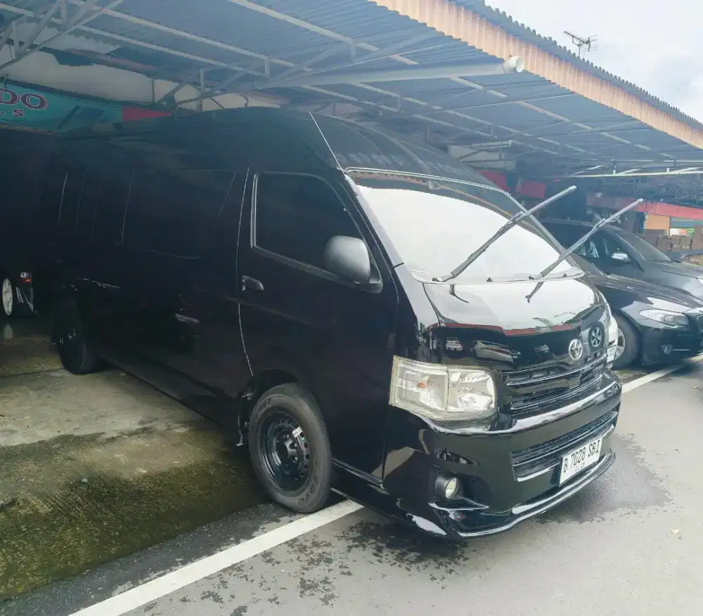 HIACE DIESEL 2012 ANTIK. KM 30 rb