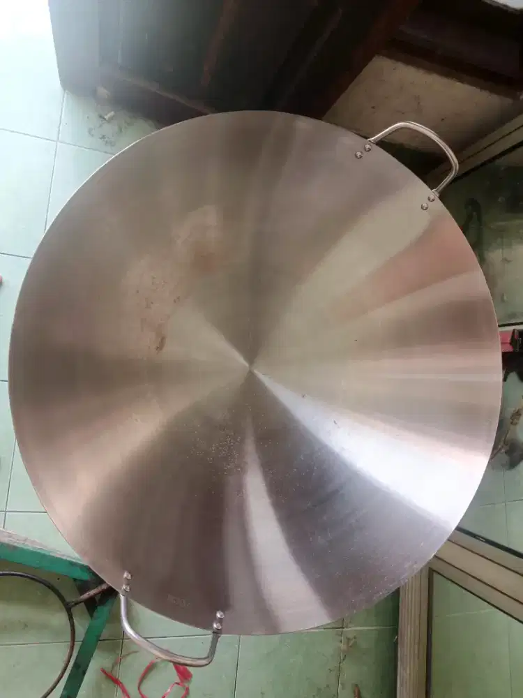 WAJAN PENGGORENGAN STAINLESS STEEL TEBAL 70CM