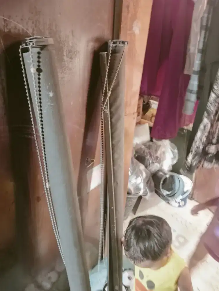 Tirai gulung masih normal