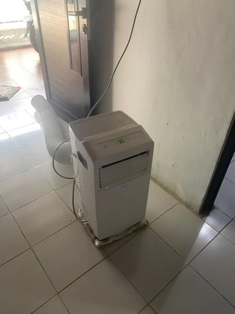 Ac portable berpungsi normal sdah jarang dipake
