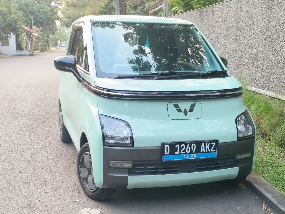 wuling airev listrik 200 matic 2023 hijau mulus bandung