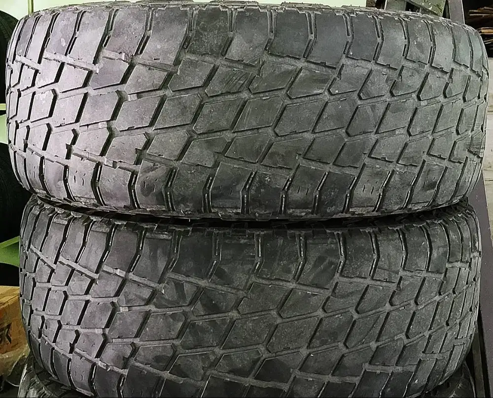 Ban Bekas Pajero Fortuner Trailblazer 265/60 R18 Kondisi Baik
