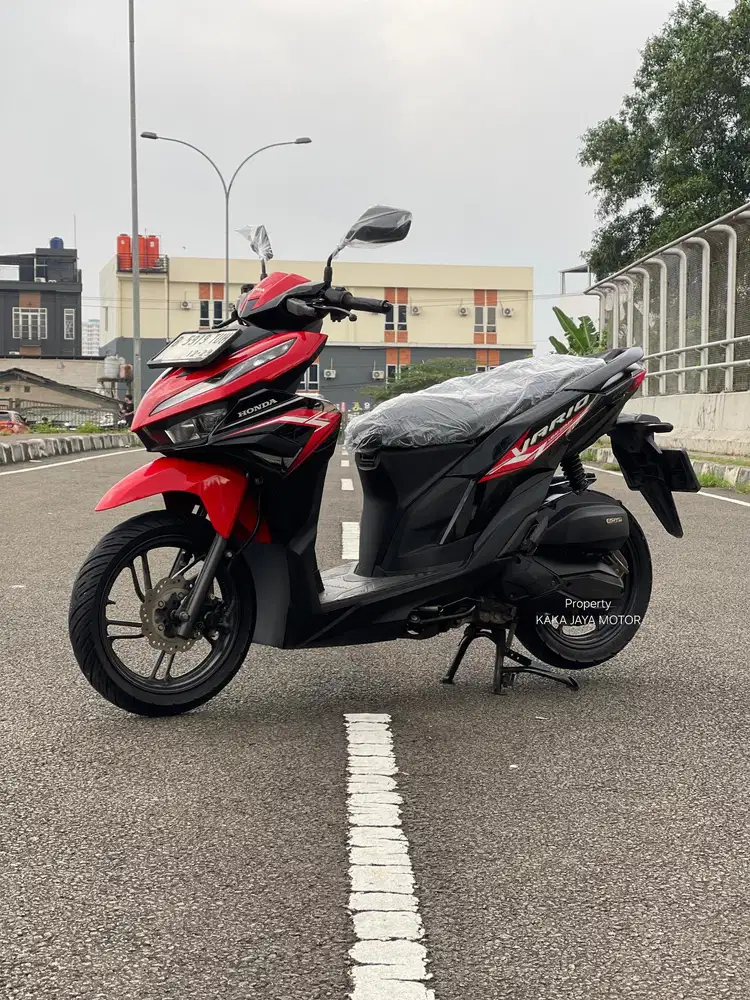 Cash/Kredit VARIO 125 ESP CBS 2024 Low KM