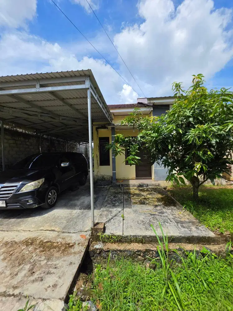 Disewakan Rumah Lokasi Strategis Pusat Kota dekat Fasilitas Umum