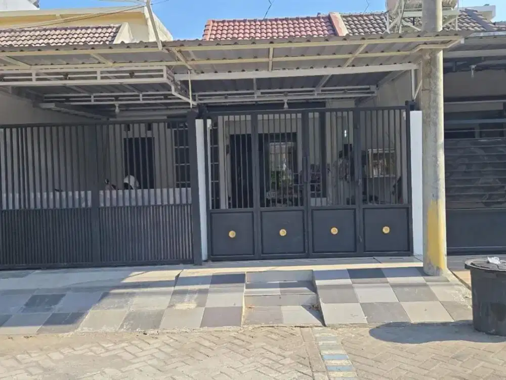 DI SEWAKAN RUMAH  1 LANTAI Western Village Benowo Surabaya