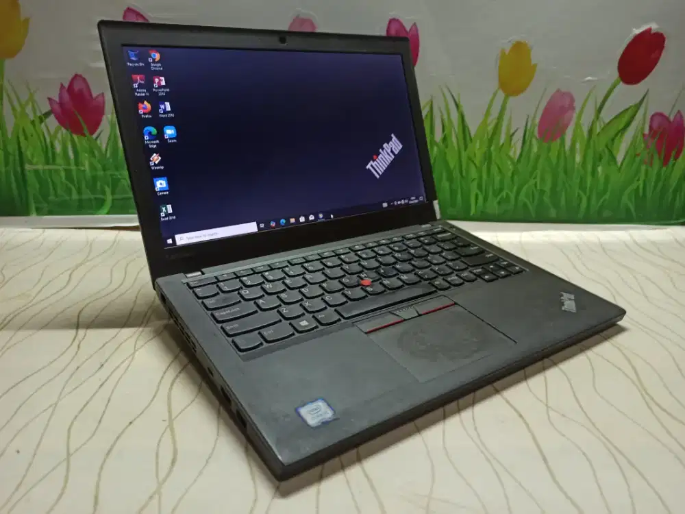 Laptop mahasiswa /karyawan.. Lenovo Thinkpad X270 i5 Gen6 /8Gb /256 gb