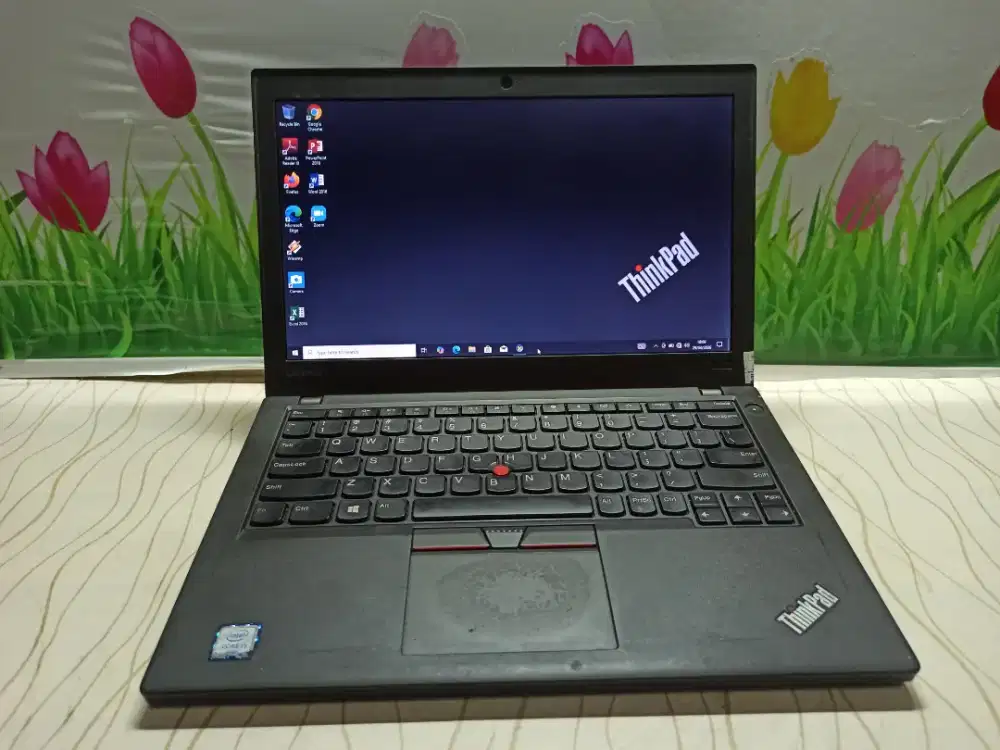 Laptop kuliahan /pegawai.. Lenovo Thinkpad X270 i5 Gen6 /8Gb /256 gb