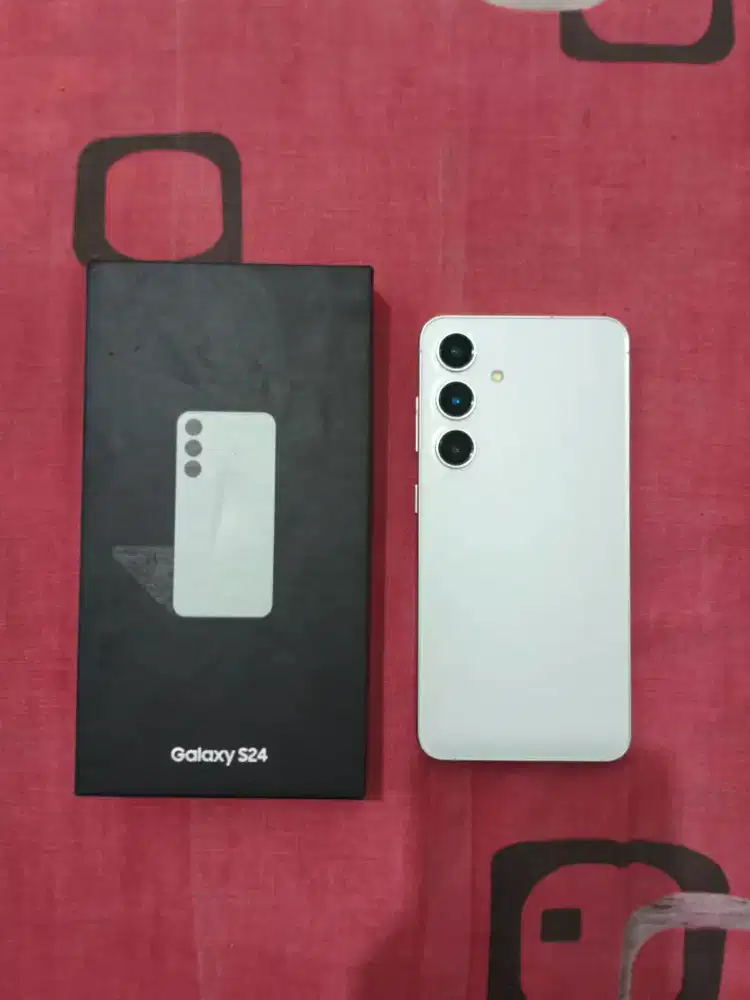 Samsung s24 8/256