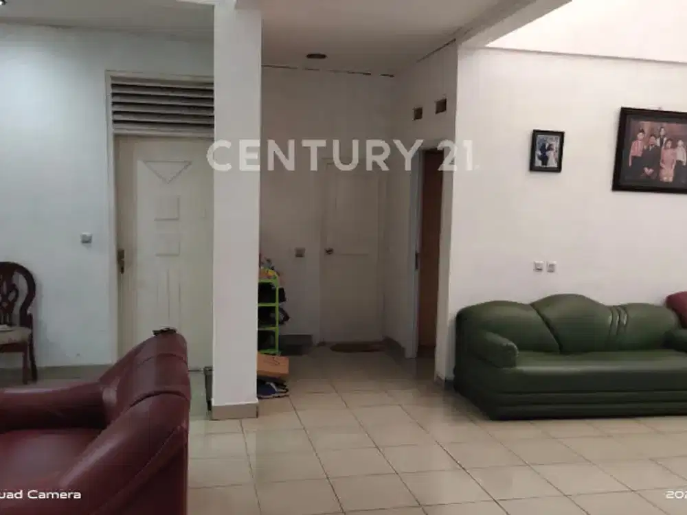 RUMAH  SIAP HUNI LUAS  DI GALAXY BEKASI SELATAN