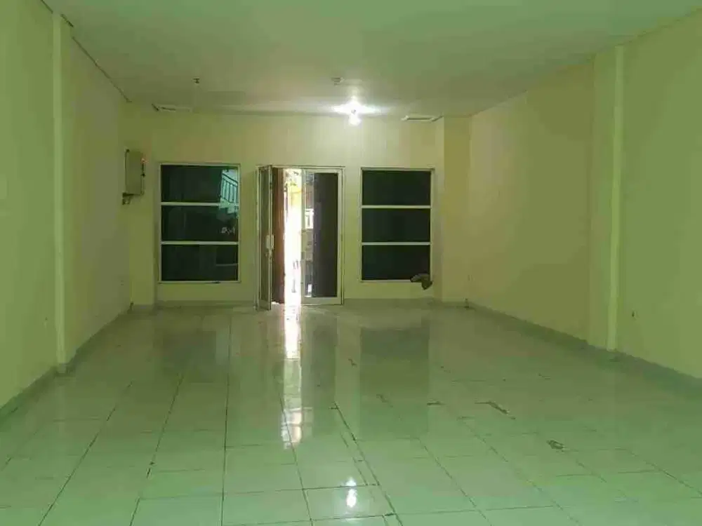 Dijual ruko 2 lantai di Kelapa Gading Jakarta Utara