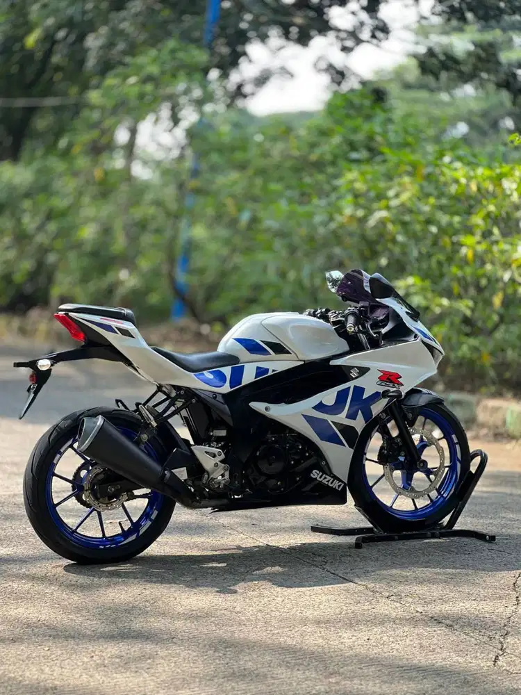 SPORT IDAMAN! SUZUKI GSX 150R PUTIH 2020 PAJAK ON SUPERB