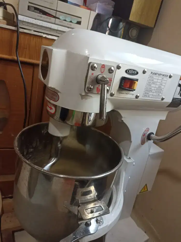 Mixer Planetary Crown 15liter
