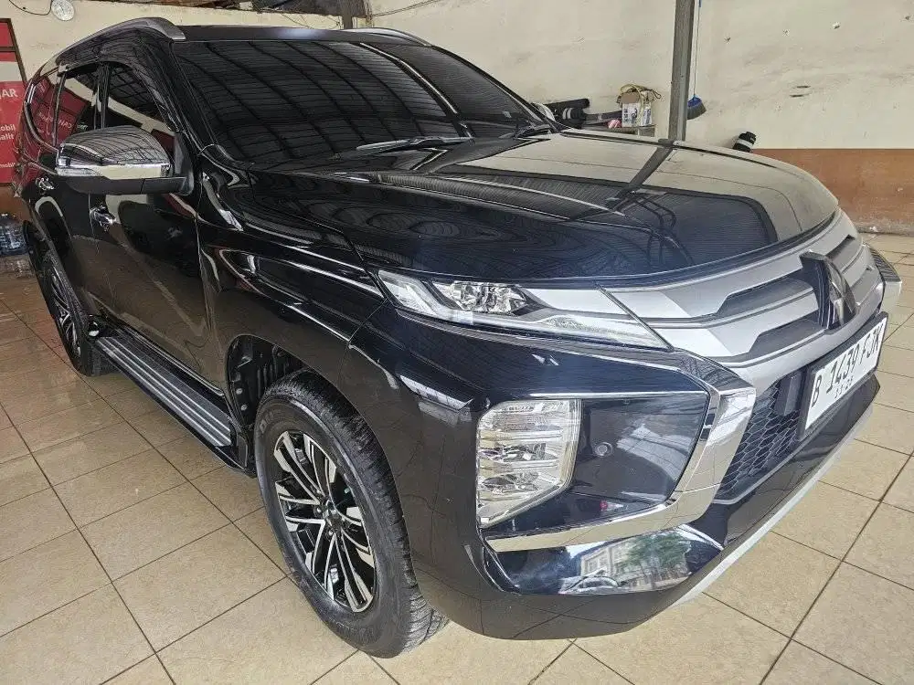 Mitsubishi Pajero Sport New Dakar 4X4 Ultimate 2023 Hitam