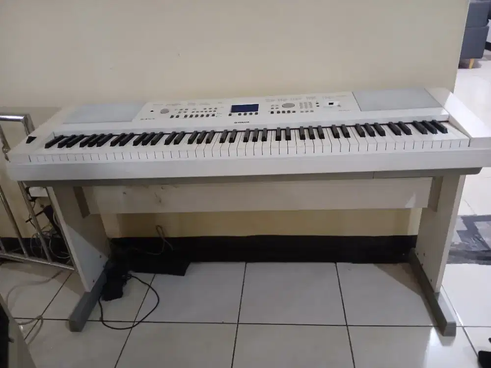 Jual piano yamaha dgx 650 bekas 90% bagus