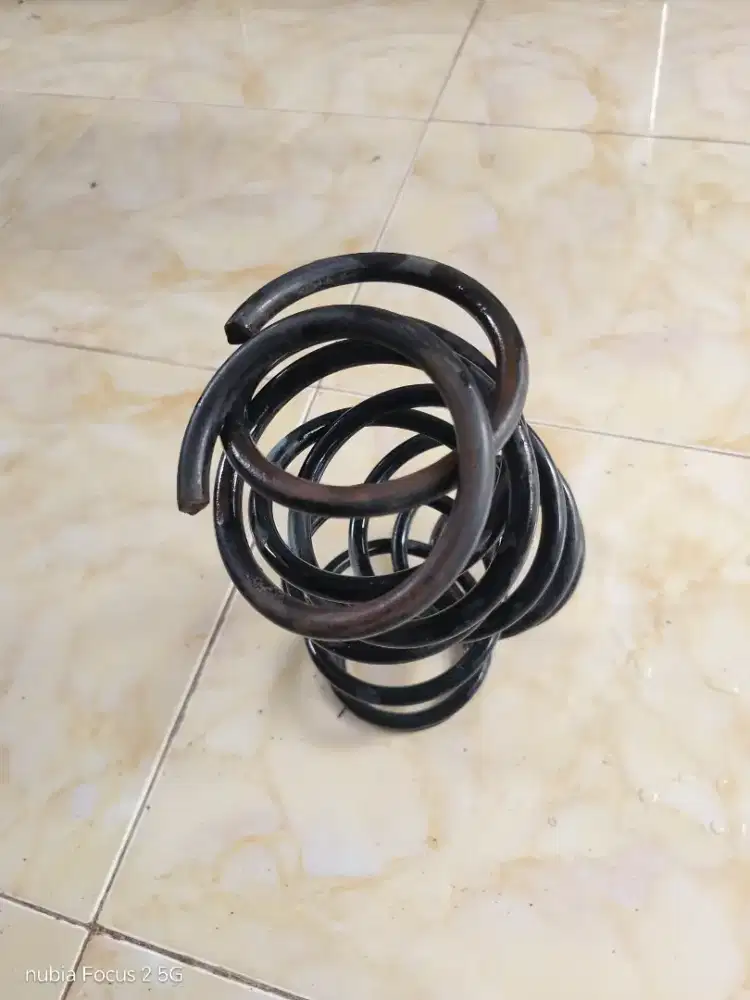 Coil Spring Per Spiral Honda Mobilio Brio Freed Bagian depan