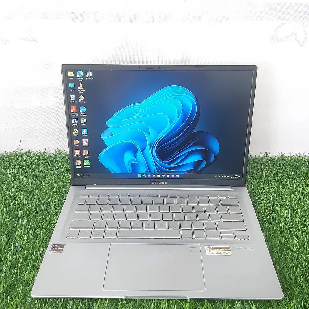 ASUS VIVOBOOK M1403Q AMD RYZEN 5 5600H RAM 8GB NVME 512GB KEY BACKLIGT