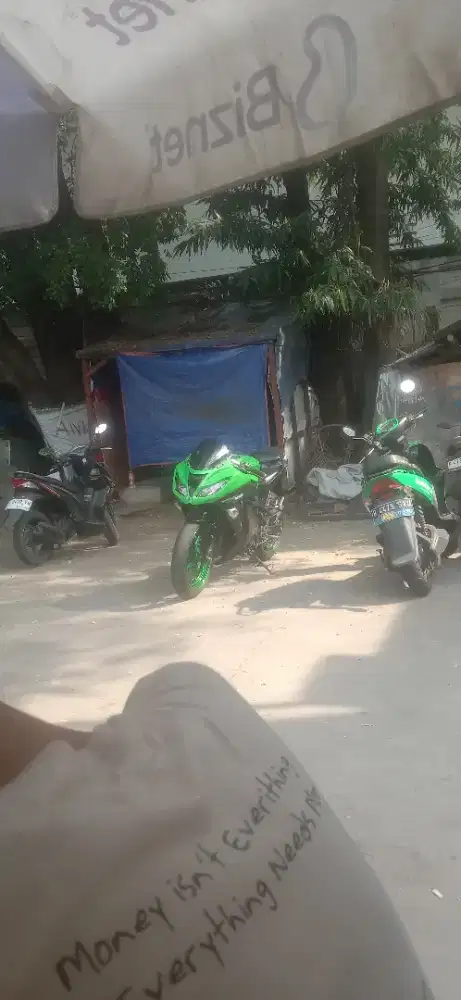 Dijual motor ninja 250 fi old