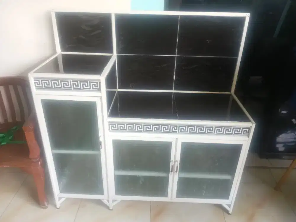 Meja Rak Dapur dan Kompor Rinnai Jumbo