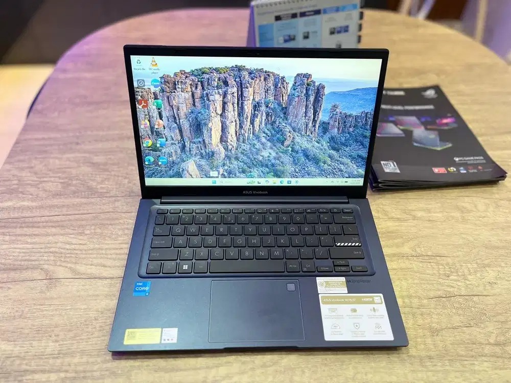 LIKE NEW SEPERTI BARU ASUS A1404VA