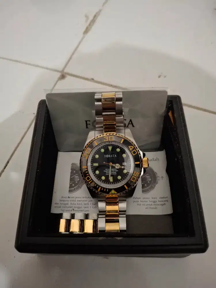 Jam branded merek forsta elemento 115