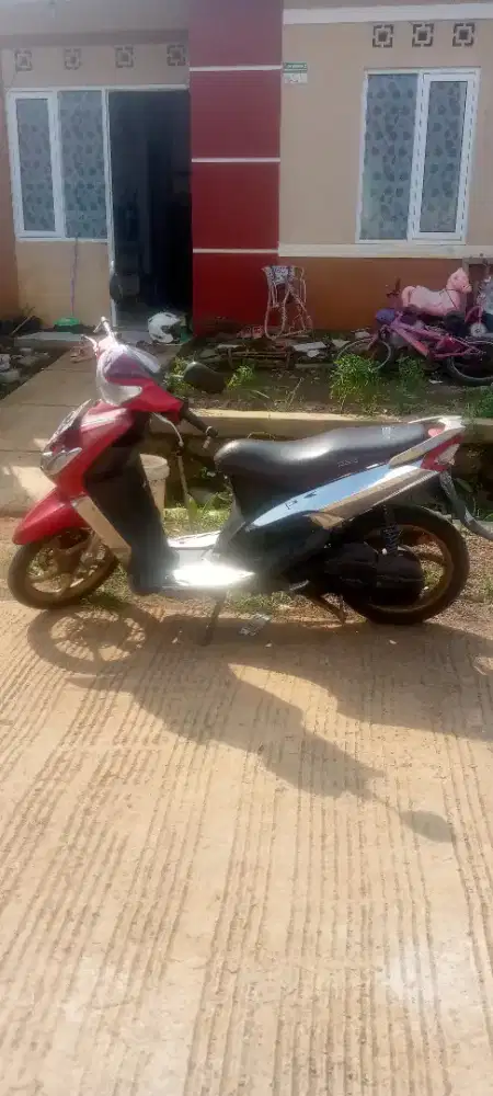 Di jual motor Mio 2010
