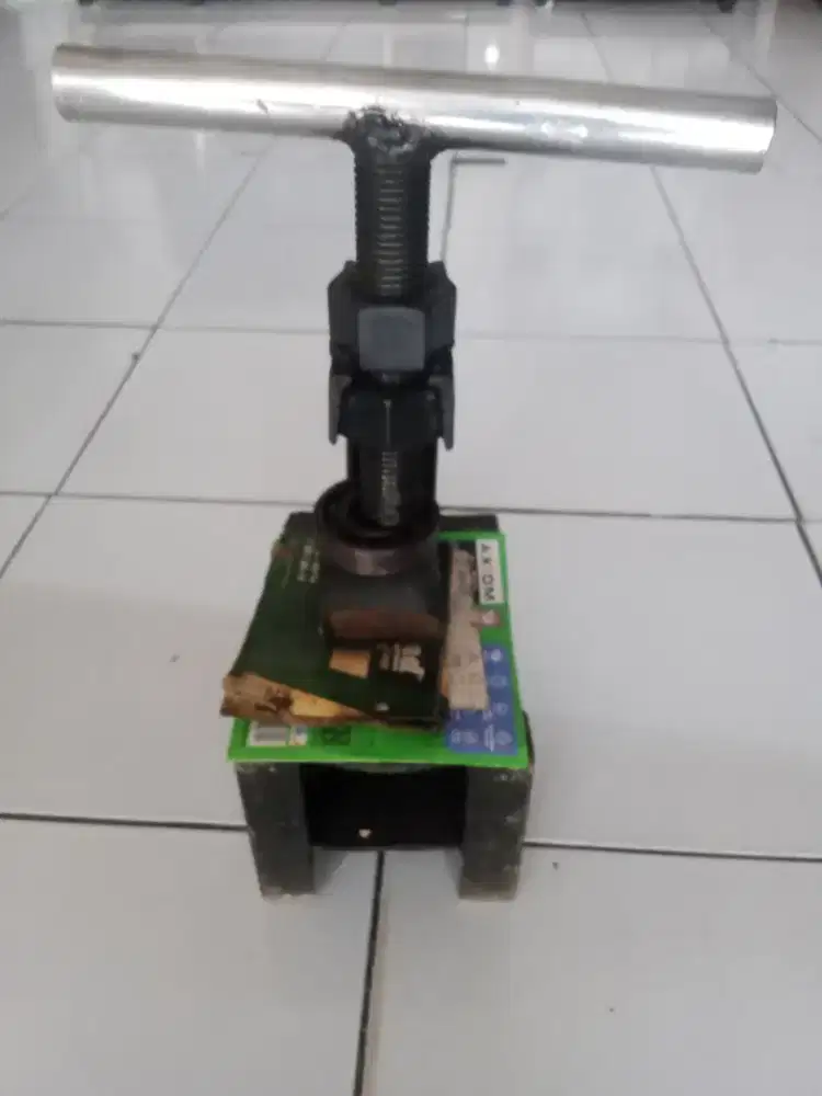 Alat tambal ban dalam