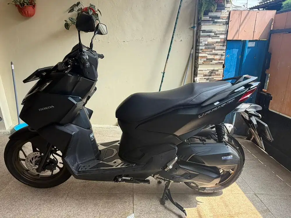 VARIO 160cbs 2024 Individu 7394km