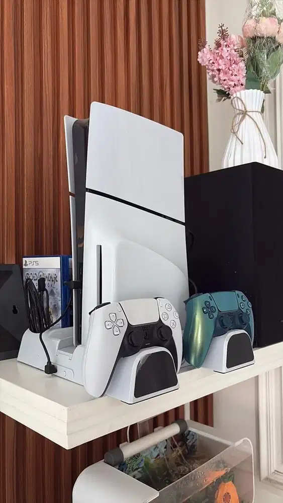 PS 5 Slim full set beserta cooler, stik 2 dan 6 kaset