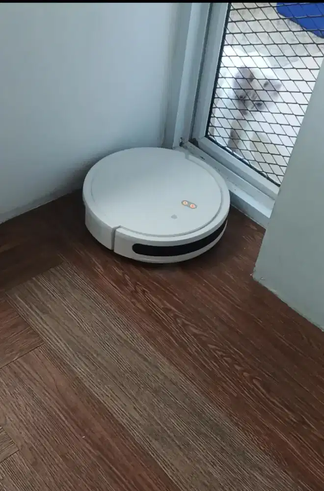 Xiaomi robot vacum E10