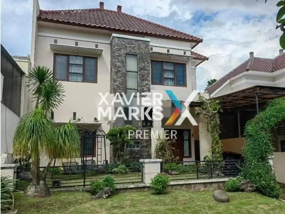 Dijual Rumah 2 Lantai Selangkah ke Elpico Mall di Villa Puncak Tidar Malang