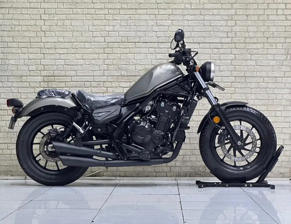 Honda Rebel 500 CMX ABS 2018 Low KM 8rb Good Condition - Zaky Mustika