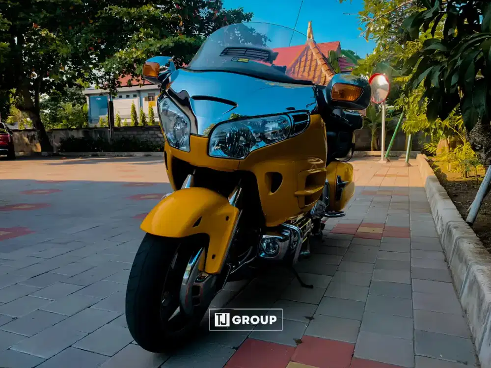 FOR SALE!! Honda Goldwing GL1800 2004