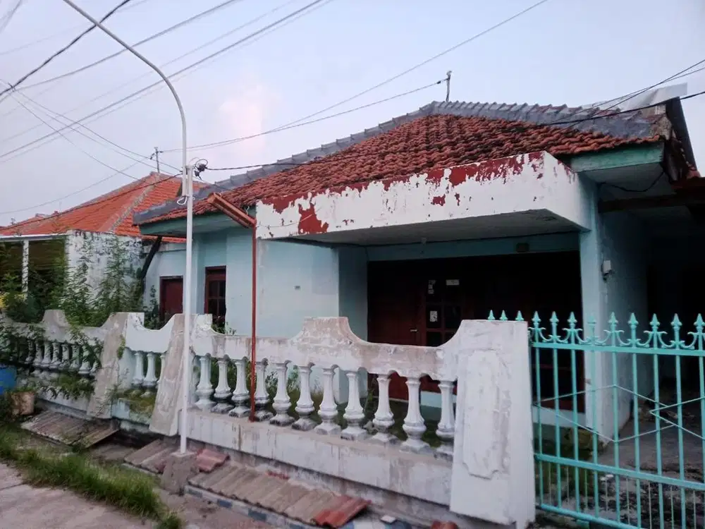 Rumah Hook SHM siap huni di Trijaya Klegen kota Madiun
