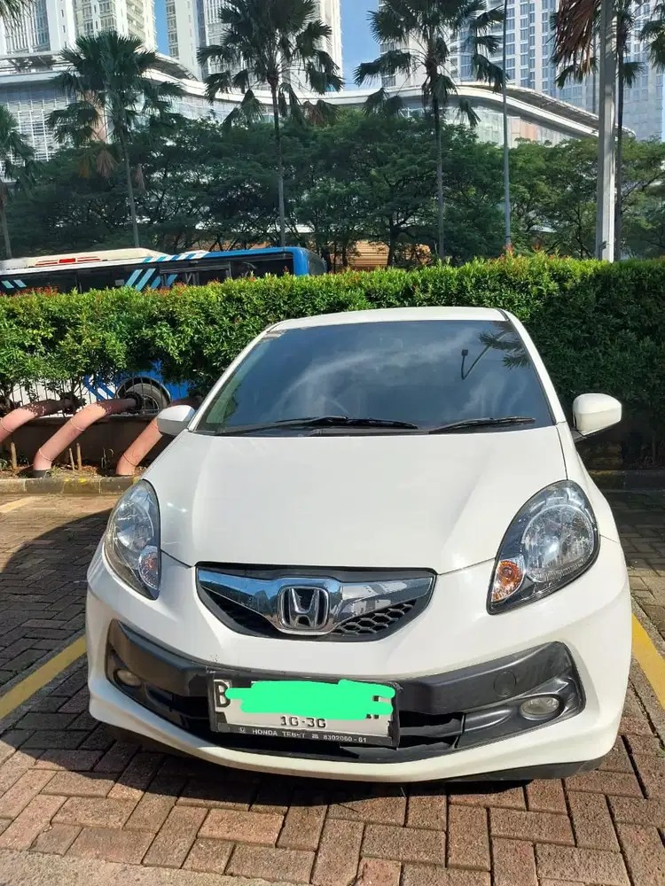 Dijual Cepat: Honda Brio E 1.2 AT (Automatic) Tahun 2015