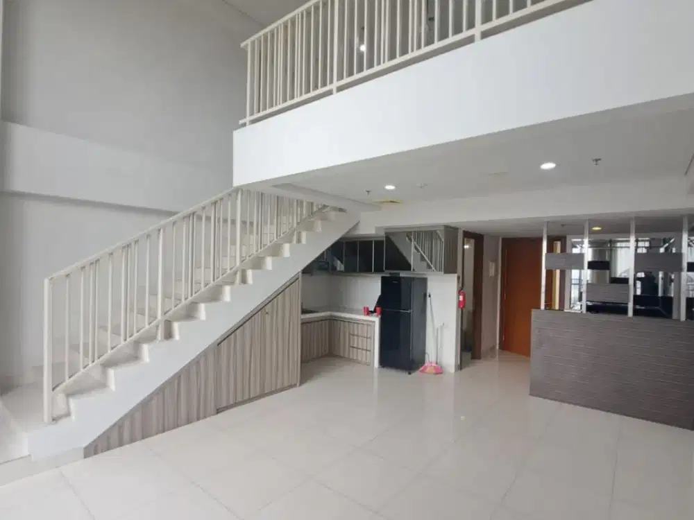 Sewa Kantor 132 m2 di SOHO Pancoran Kondisi Semi Furnish