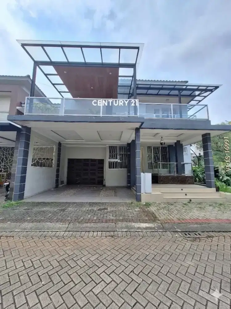 Rumah siap huni dengan posisi hook dijual di kebayoran Bintaro