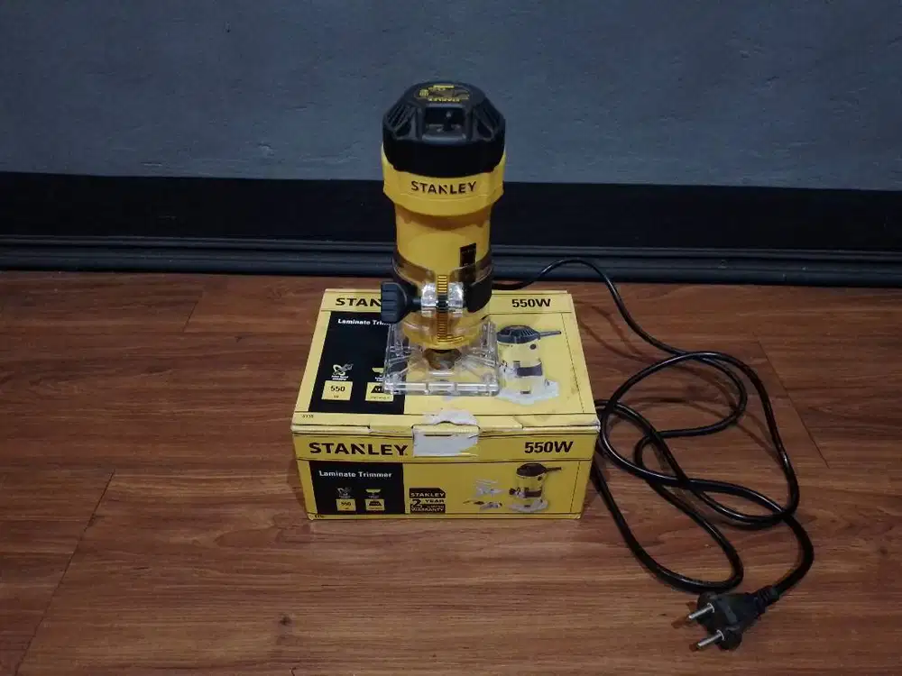 STANLEY ST55 - Mesin Router Trimmer Kayu