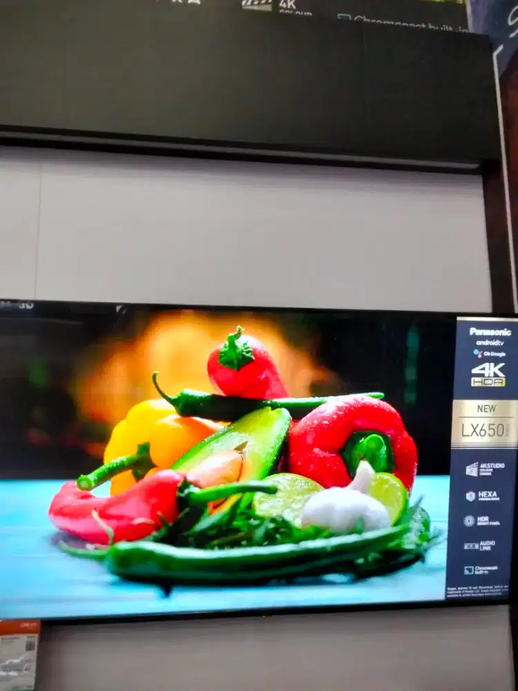 PANASONIC 58X70UHJ