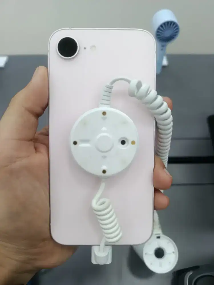 Promo iPhone 17e 256 GB Cicilan Tanpa CC Triple Zero Bunga 0%