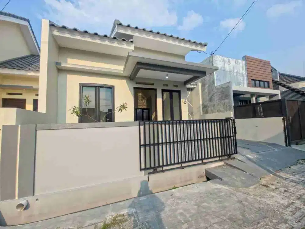 Rumah Baru Lingkungan Perumahan Cluster Gedongan Colomadu Karanganyar
